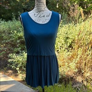 Chic Green Pleated Sleeveless Tank Top